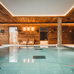 Lodji Hotel & Spa Saint-Martin-de-Belleville